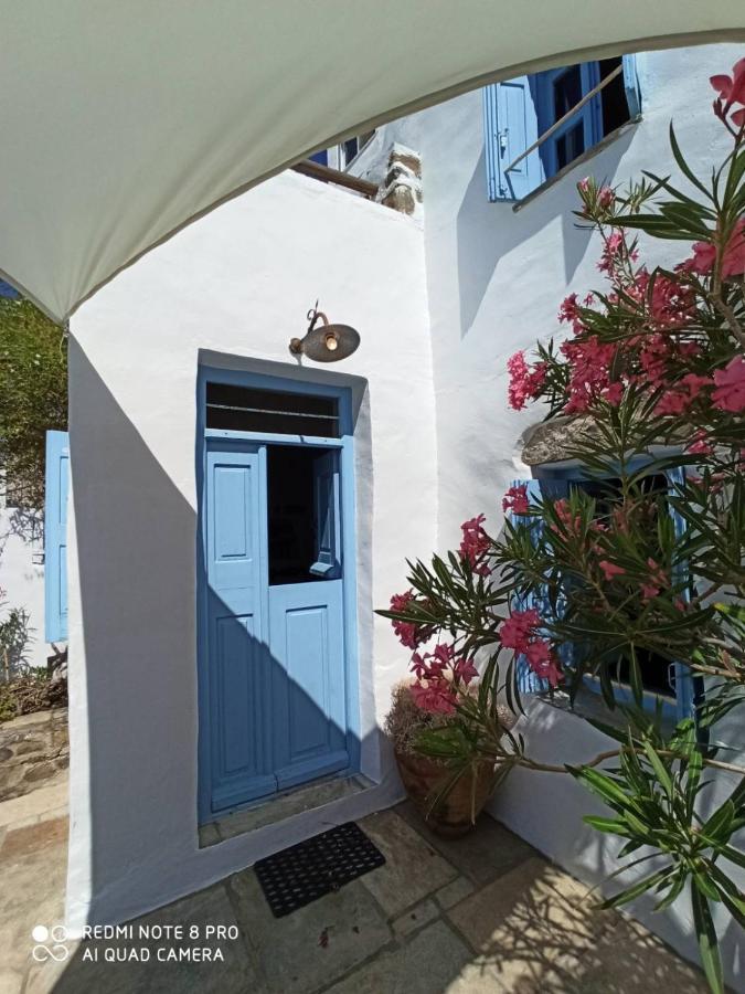 Traditional Stone House With Breathtaking View Serifos Town Экстерьер фото
